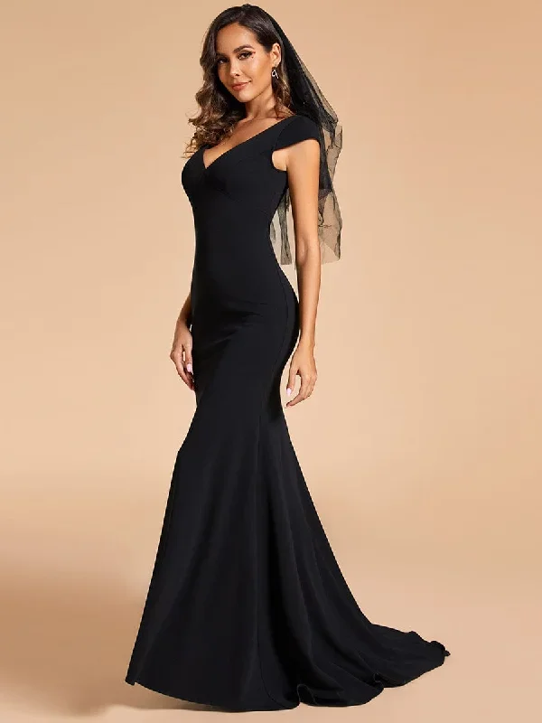 cap-sleeve-deep-v-neck-backless-fishtail-wedding-dress-eh0171a