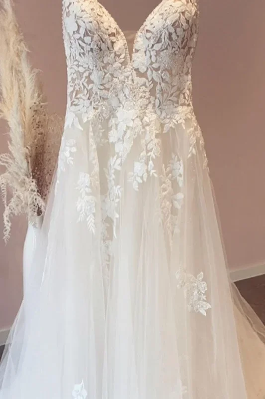 forever-fairytale-ethereal-lace-wedding-dress