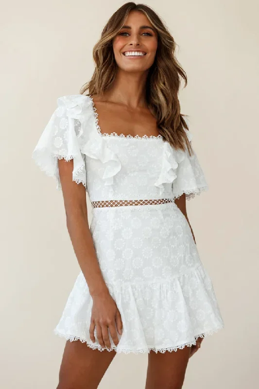 how-romantic-flounce-sleeve-lace-up-back-dress-floral-embossed-white