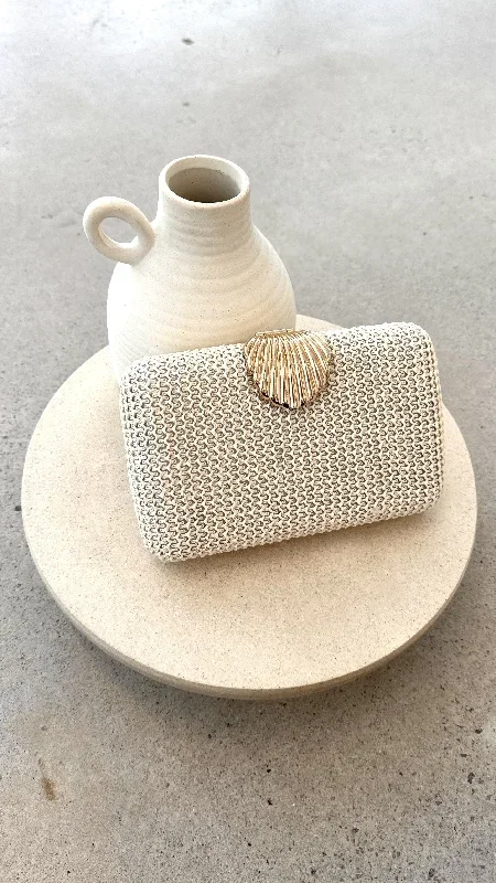 livy-shell-clasp-woven-structured-clutch-cream