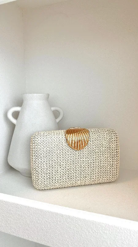 livy-shell-clasp-woven-structured-clutch-cream