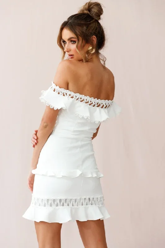 maddie-off-shoulder-lace-embroidery-dress-white