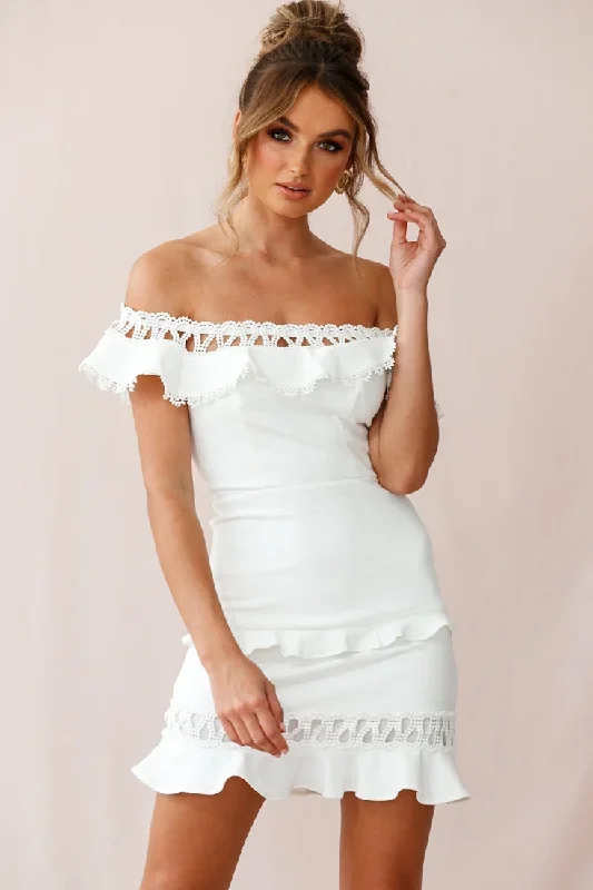 maddie-off-shoulder-lace-embroidery-dress-white