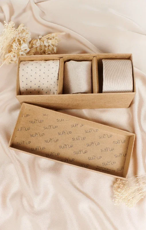 mumu-weddings-x-tie-bar-gift-box-champagne-solid