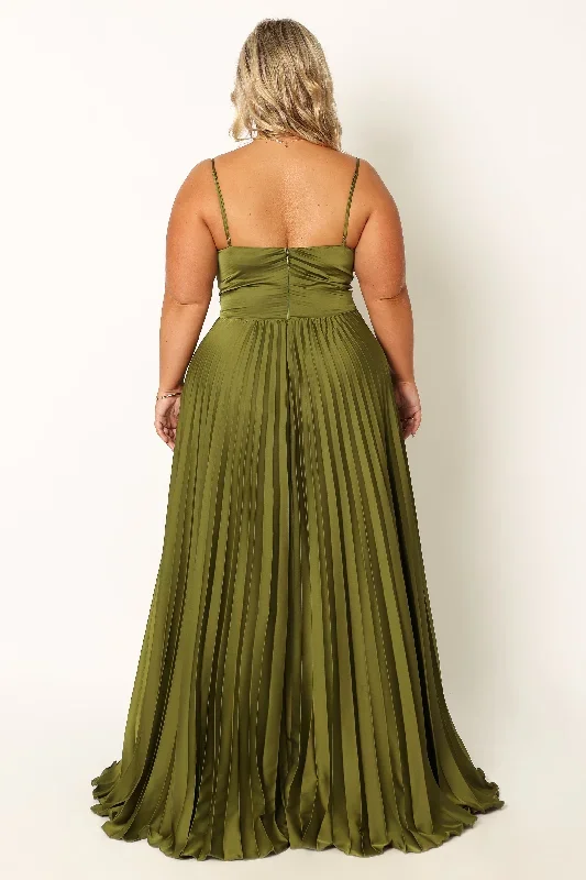 naira-pleated-maxi-dress-palm-green