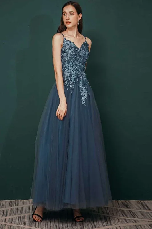 navy-tulle-a-line-lace-prom-dress-with-appliques