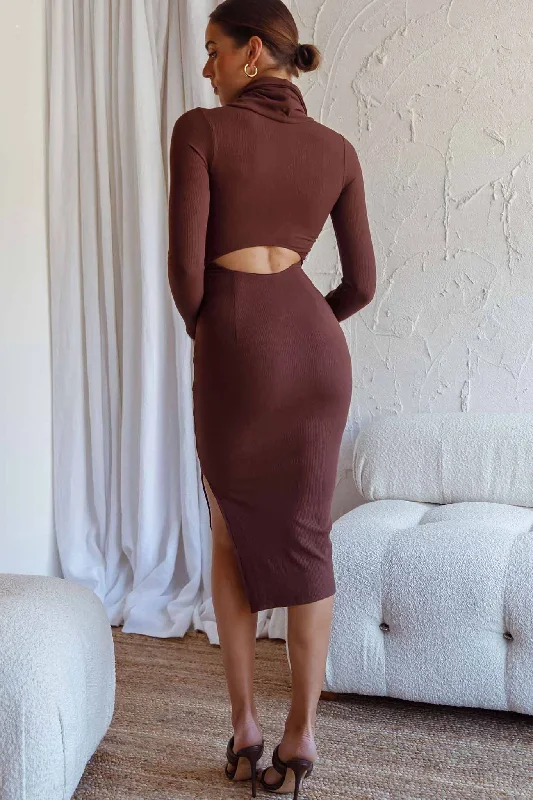 nostalgia-cut-out-waist-turtleneck-knee-length-dress-chocolate