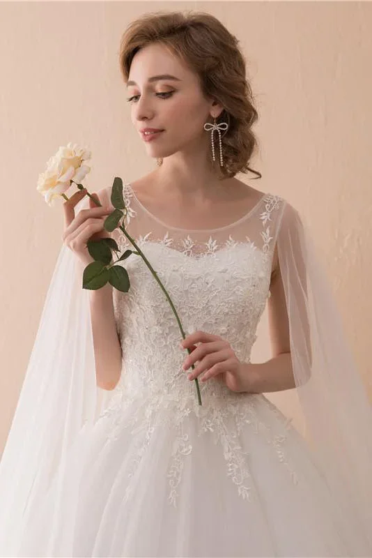 vintage-wedding-dress-with-cape-clock-tulle